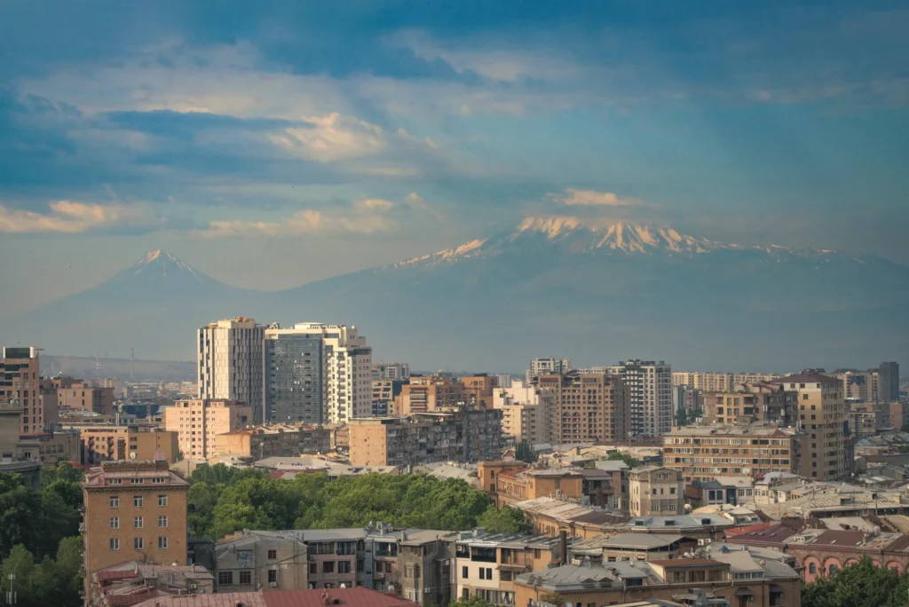 Ереван и гора Арарат